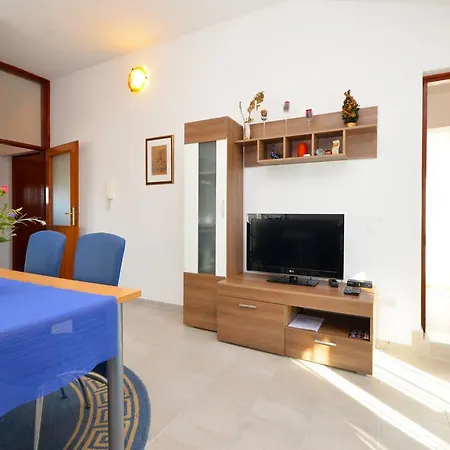 Iva Apartman Zára
