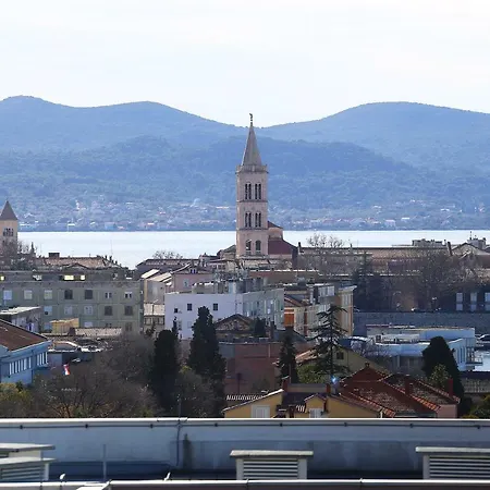Iva Apartman Zára